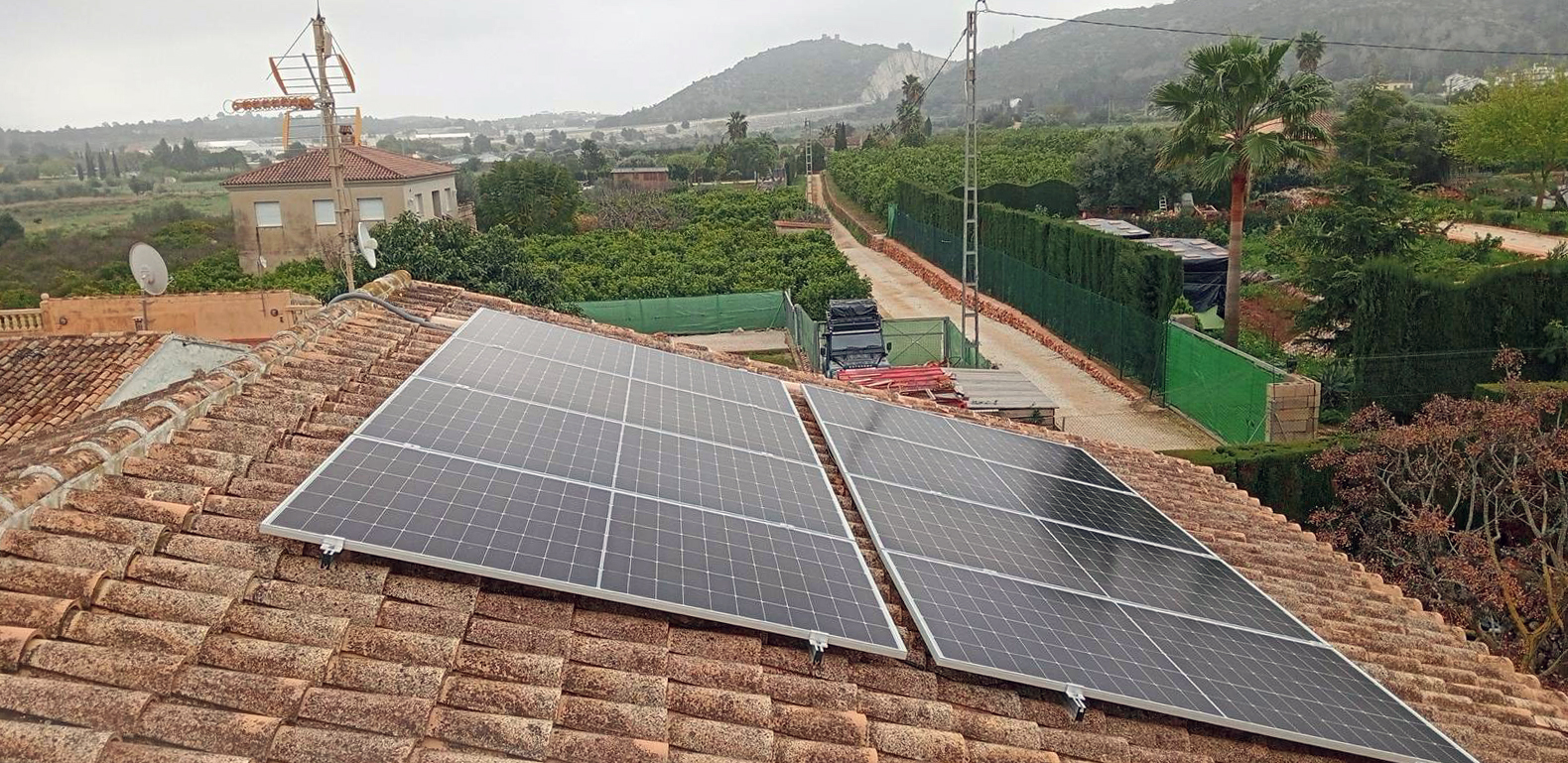Caso de éxito: Instalación de energía solar en vivienda
